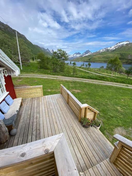 The Little Red Cabin Lofoten Urda Exterior foto